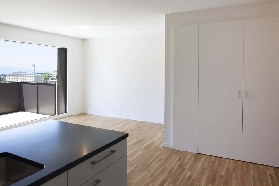 Appartement moderne de 2.5 pièces de 55 m2 avec balcon au 2ème étage !