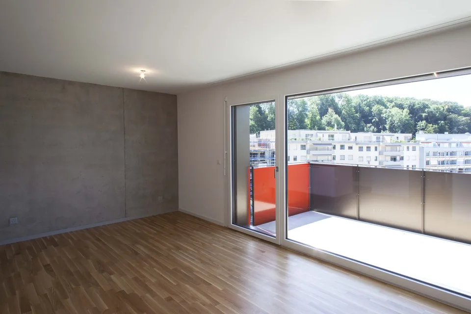 Appartement moderne de 2.5 pièces de 55 m2 avec balcon au 2ème étage !
