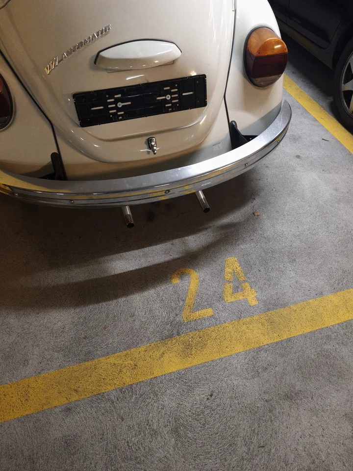 Tiefgaragenparkplatz mit Ladevorbereitung zu vermieten