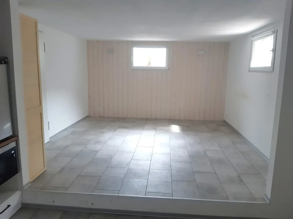 Atelier/Hobbyraum/Ausstellung, geheizt, mit Küchenzeile und eigenem Bad/WC