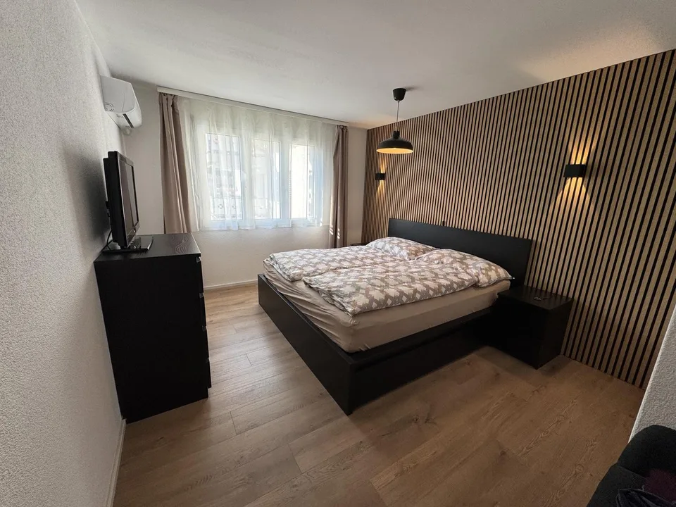 Moderne 4.5-Zimmer-Wohnung mit zwei Balkonen, Klimaanlage und Tiefgaragenplätzen in Oberbüren