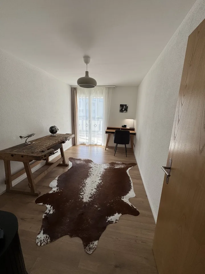 Moderne 4.5-Zimmer-Wohnung mit zwei Balkonen, Klimaanlage und Tiefgaragenplätzen in Oberbüren