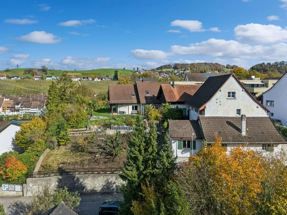 Baulandparzelle mit vielfältigen Möglichkeiten