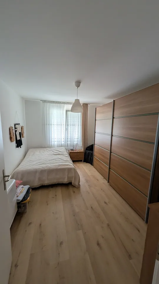 Schöne, grosszügige 120m² Wohnung – ideal für Berufstätige und Flughafenpendler
