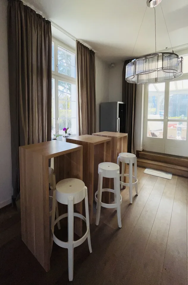 Wunderschönes, möbliertes Zimmer - ruhig und hell - all inklusive!
