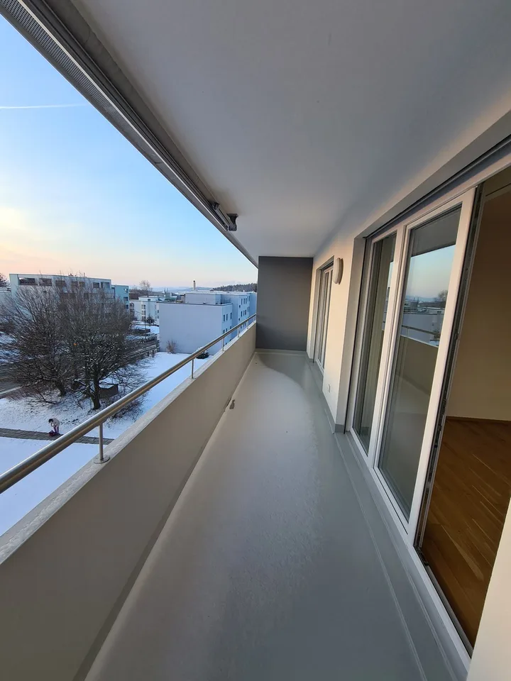 Helle Wohnung mit grossem Westbalkon & hochwertiger Ausstattung