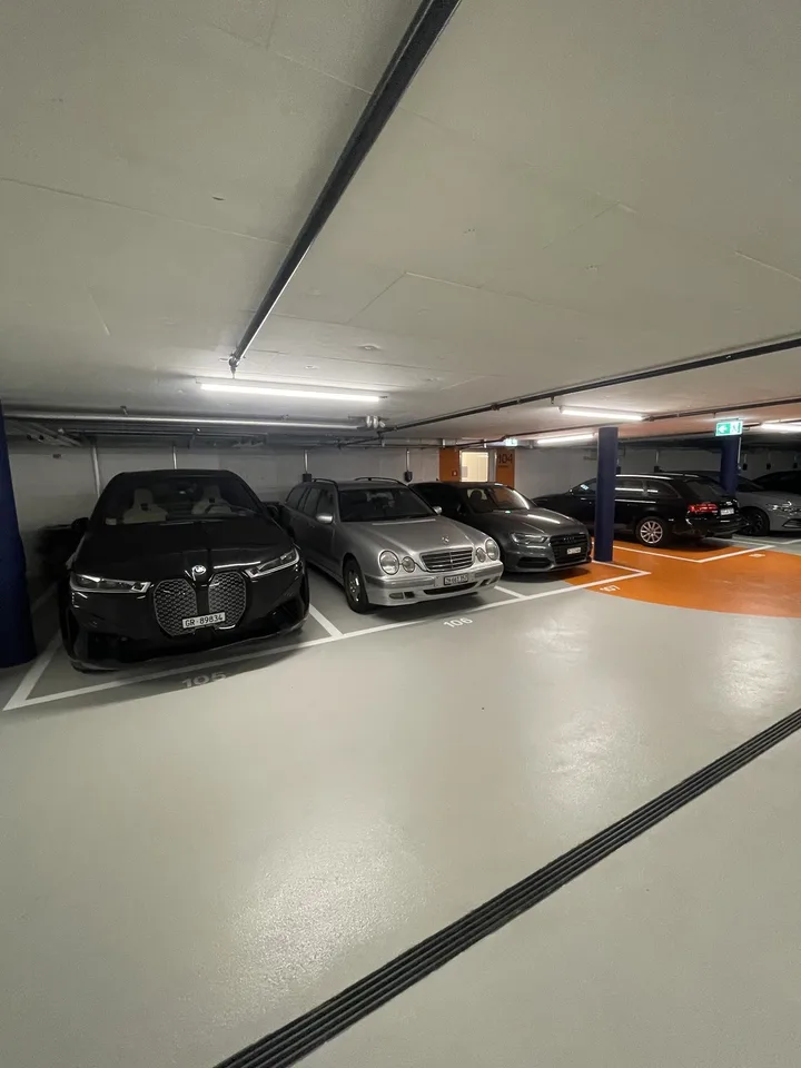 Tiefgaragenstellplatz 20.08-18.10
