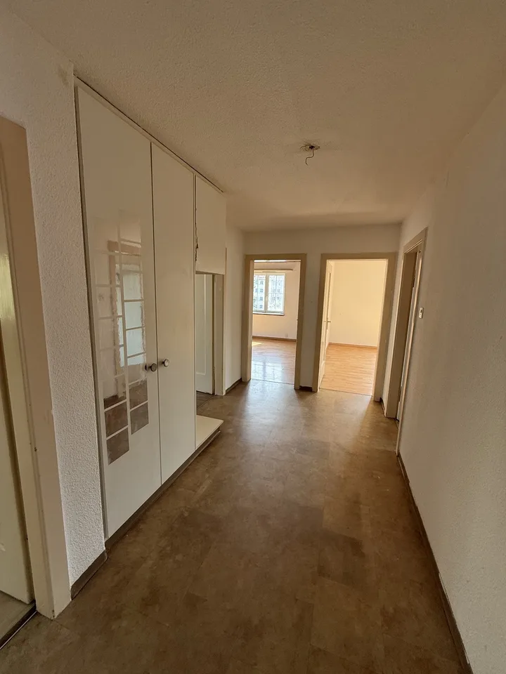 Grosszügiges 20 m² Zimmer in zentraler Lage in Uster