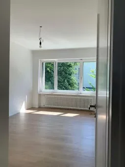 Grosszügige, stilvolle renovierte 3.5-Zimmer-Wohnung nahe Unispital / ETH