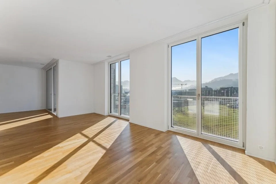 Lichtdurchflutete 4.5-Zimmerwohnung im 6. Obergeschoss