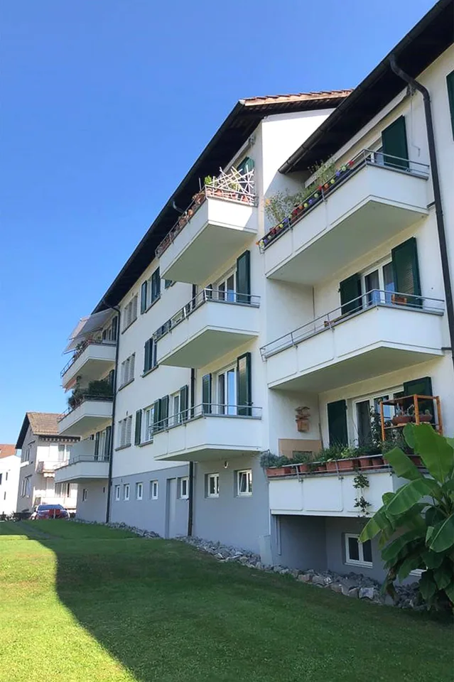 2‑Zimmer‑Wohnung mit Balkon und Parkplatz im Bireggring