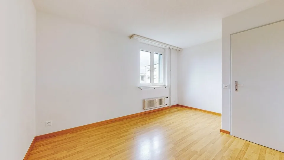 Ihre neu sanierte 4.5 Zimmerwohnung mit zwei Balkonen