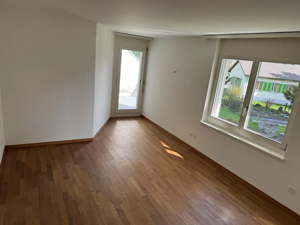 4.5-Zimmerwohnung im 1. Obergeschoss – Erstvermietung nach Sanierung
