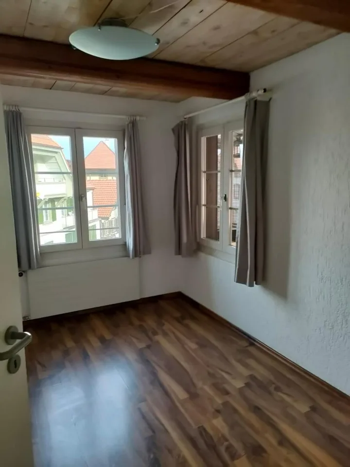 4,5 Zimmer Dachwohnung, 1750.- inkl. NK