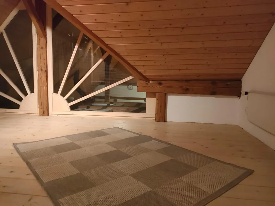 4,5 Zimmer Dachwohnung, 1750.- inkl. NK