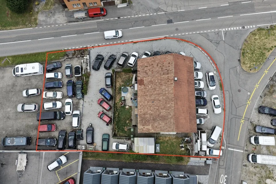 FLEXIBLES GEWERBEOBJEKT MIT WOHNEINHEIT AN DER HAUPTSTRASSE