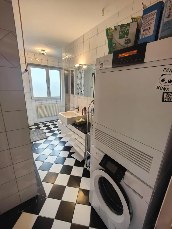 Looking for a new flatmate from 1 October 🏡
