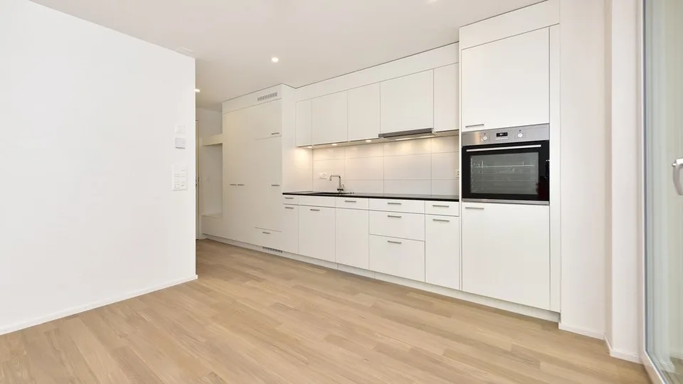 TOLLE 2.5 ZIMMER WOHNUNG MIT GROSSER TERRASSE