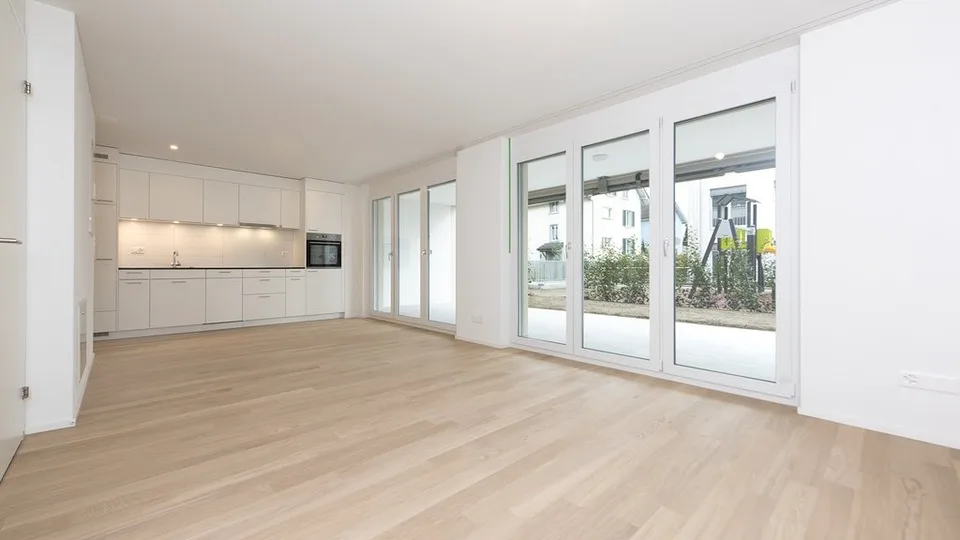 TOLLE 2.5 ZIMMER WOHNUNG MIT GROSSER TERRASSE