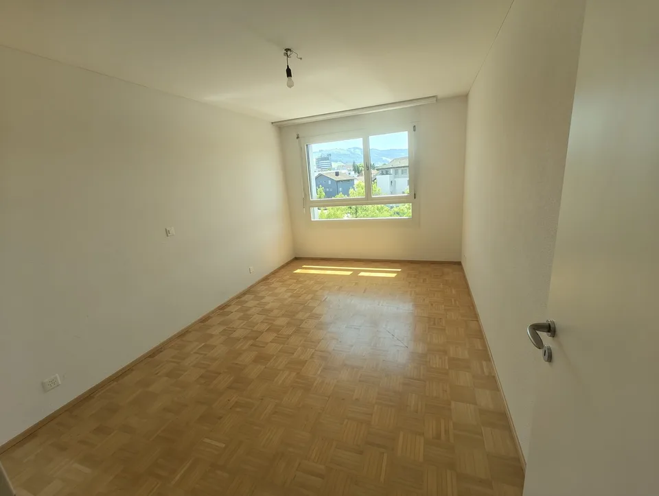 Mitbewohnerin gesucht für gemütliche WG in Baar (ZG)