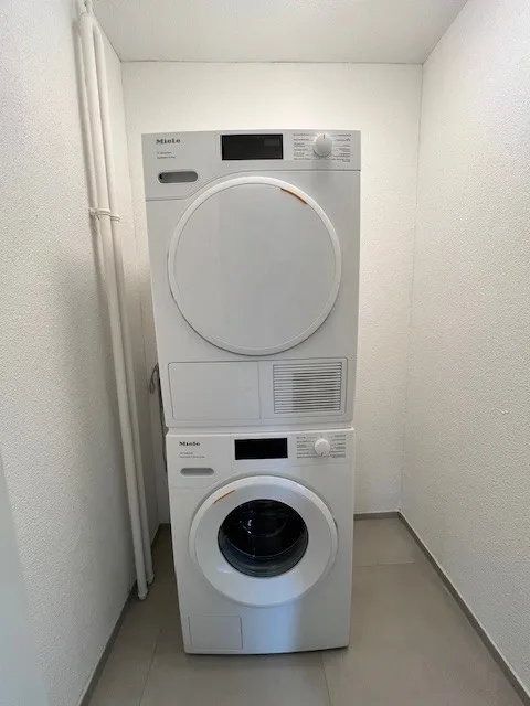 Schöne neu sanierte 2-Zimmer-Wohnungen zu vermieten