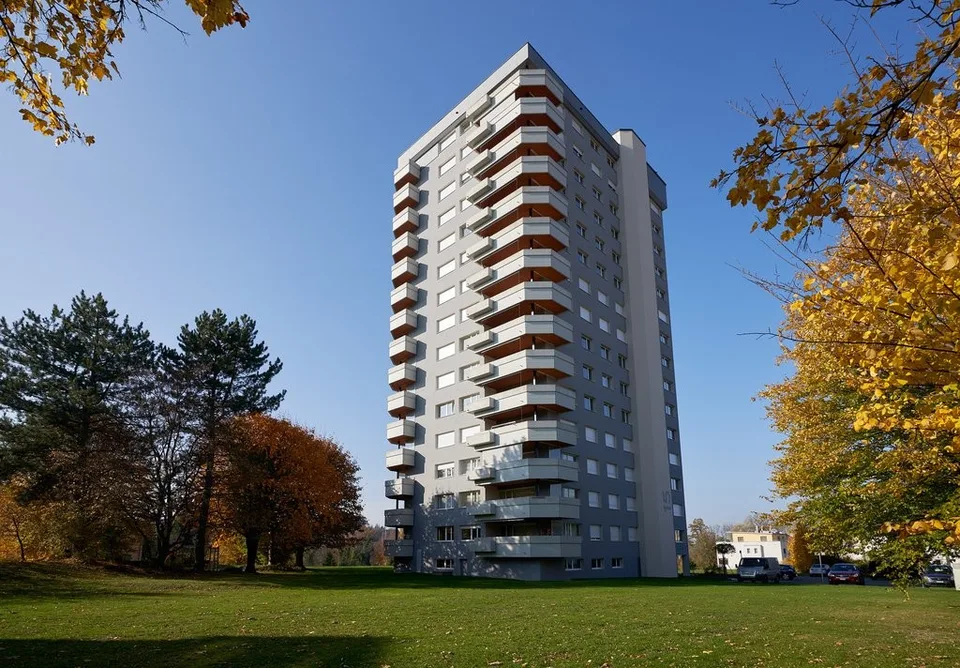 Wohnen im Hochhaus - Nähe Sportplatz Kellen