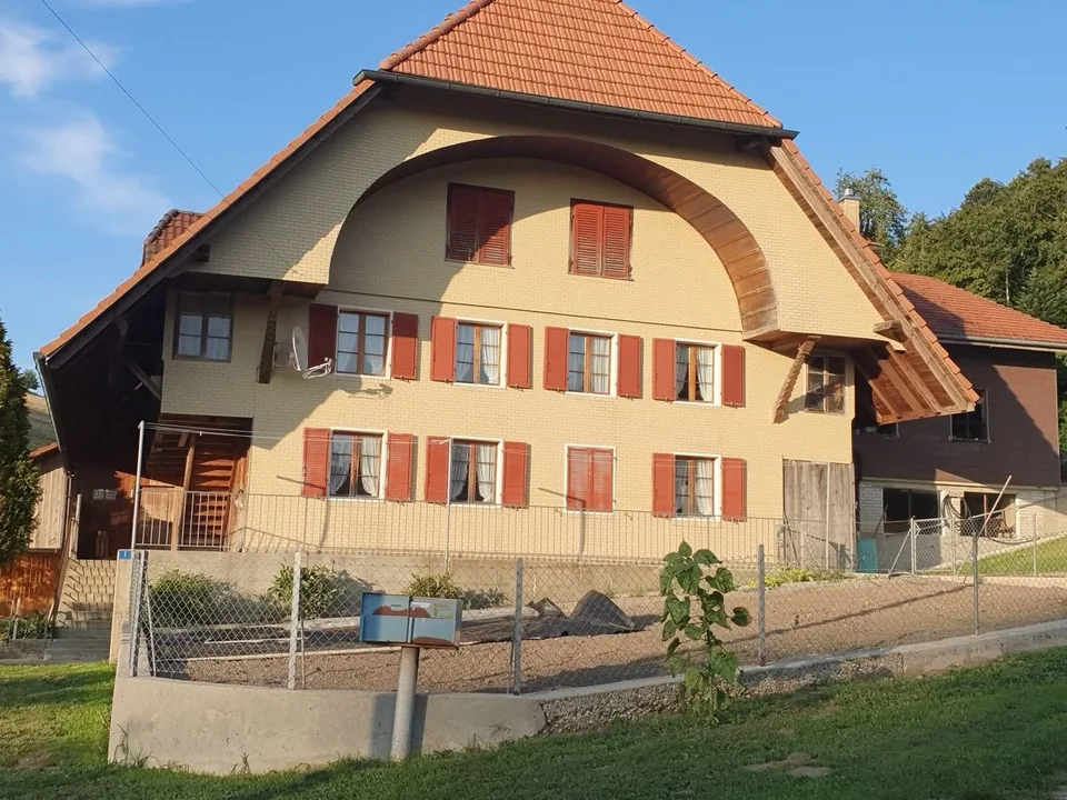 Wohnung in abgelegenem alten Bauernhaus