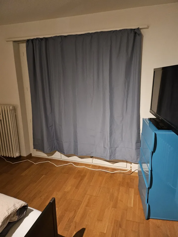 Charmantes Zimmer in moderner 3-Zimmer-WG im Herzen von Rapperswil!
