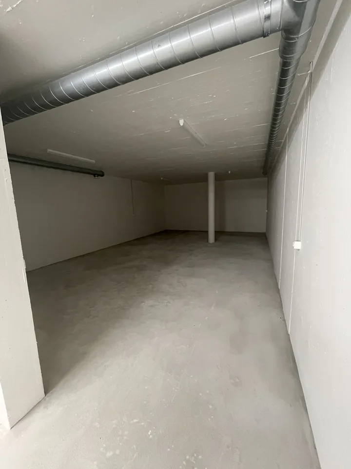 Hobby/Storage Room for Rent in Kloten, 1st Basement Level!