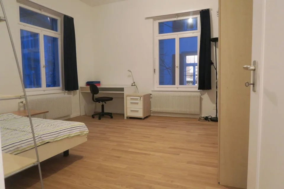 Möbliertes Zimmer in WG Nähe Marktplatz