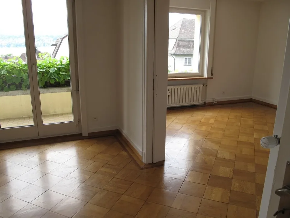 4.5 Zimmer Wohnung mit Seesicht in Küsnacht / befristet: 31.08.2027