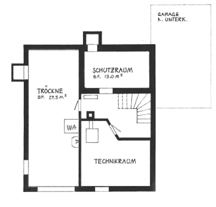 Maison unifamiliale avec terrain environnant et parcelles voisines dégagées à louer