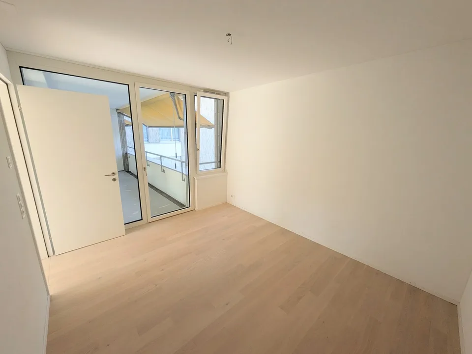 WG-Zimmer in moderner 3.5-Zimmer-Wohnung mit Sihlblick 🌿🚴‍♂️