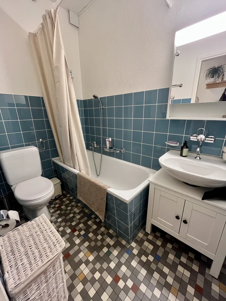 Vollmöbilierte 1-Zimmerwohnung zur Untermiete - Top-Lage