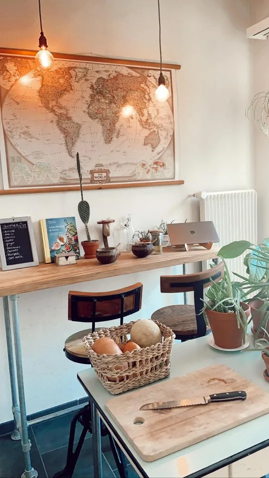 Temporary Charming 2.5-Room Apartment in Zurich Wipkingen — Until the End of December