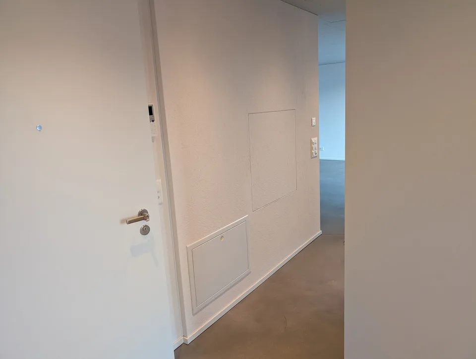 2 ½ rooms, Minergie attic flat in a clam street in Zürich Altstetten