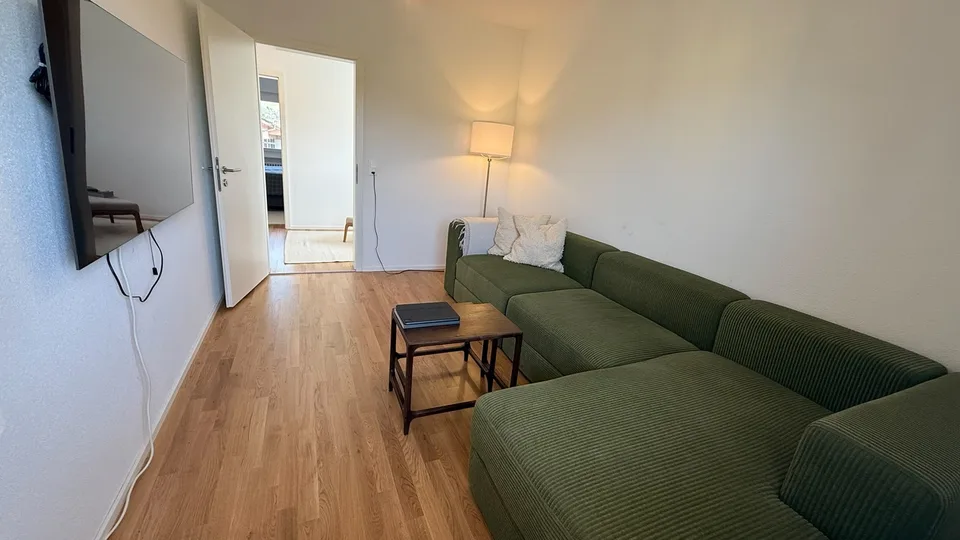 Vollständig renovierte 4,5-Zimmer-Wohnung im Zentrum von Zug mit separatem Studio