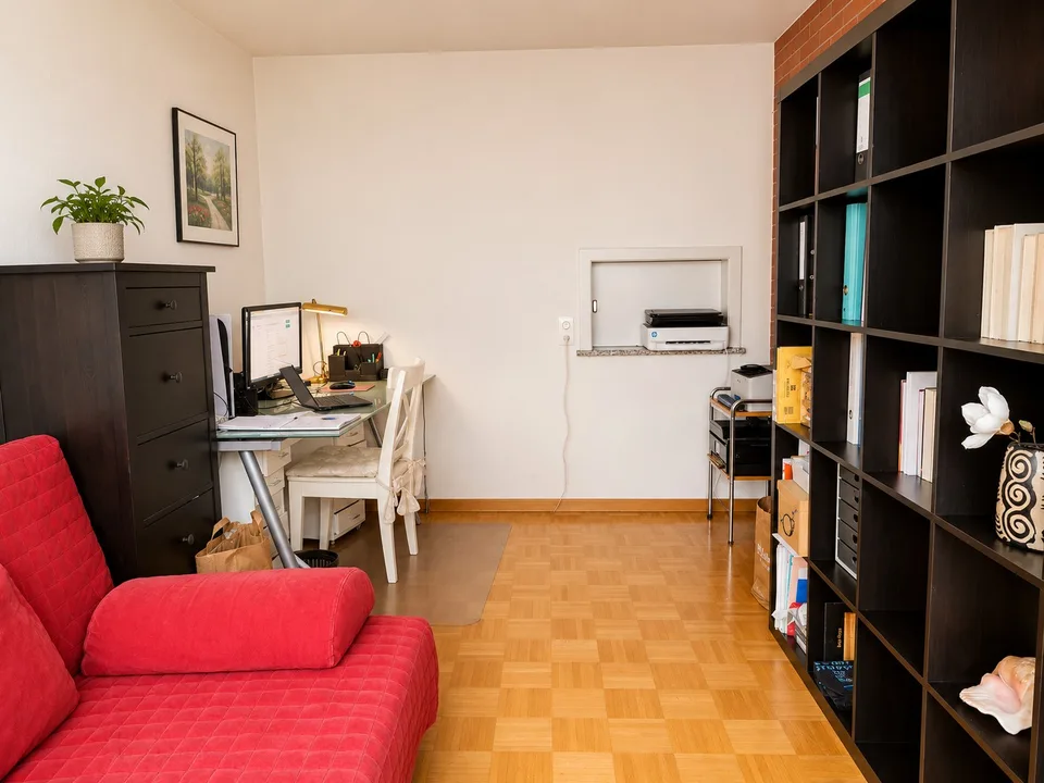 Helle Wohnung mit Kamin und Seesicht