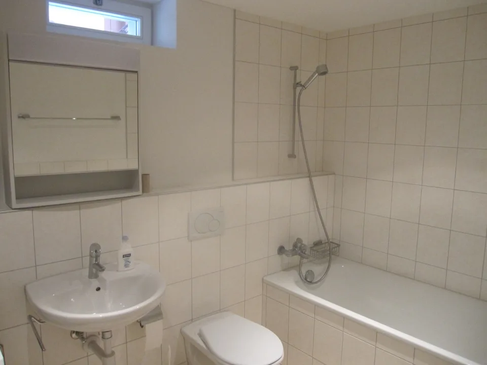 Im Zentrum von Wädenswil moderne 2,5-Zimmer Wohnung