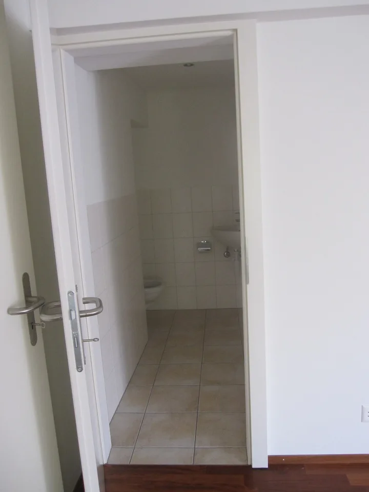 Im Zentrum von Wädenswil moderne 2,5-Zimmer Wohnung