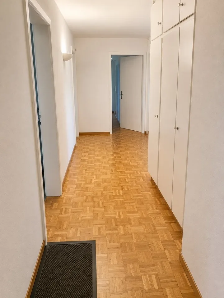 Appartement de 4 pièces confortable dans un endroit calme