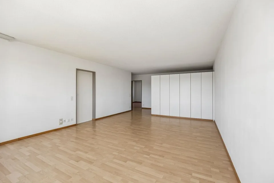 Appartement de 4,5 pièces convivial pour les familles dans un quartier calme
