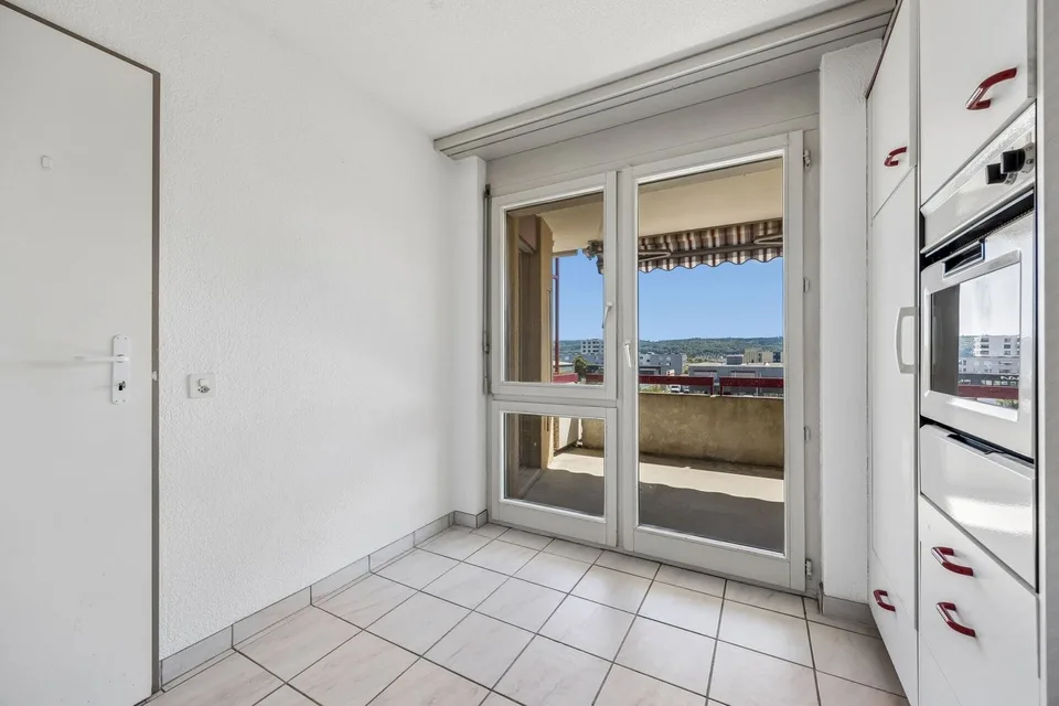 Appartement de 4,5 pièces convivial pour les familles dans un quartier calme