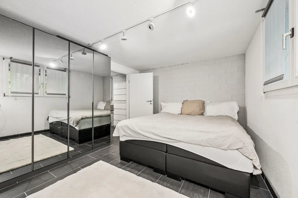 Modernes 4.5-Zimmer-Reihenmittelhaus mit Garten und viel Privatsphäre