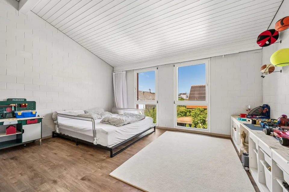 Modernes 4.5-Zimmer-Reihenmittelhaus mit Garten und viel Privatsphäre