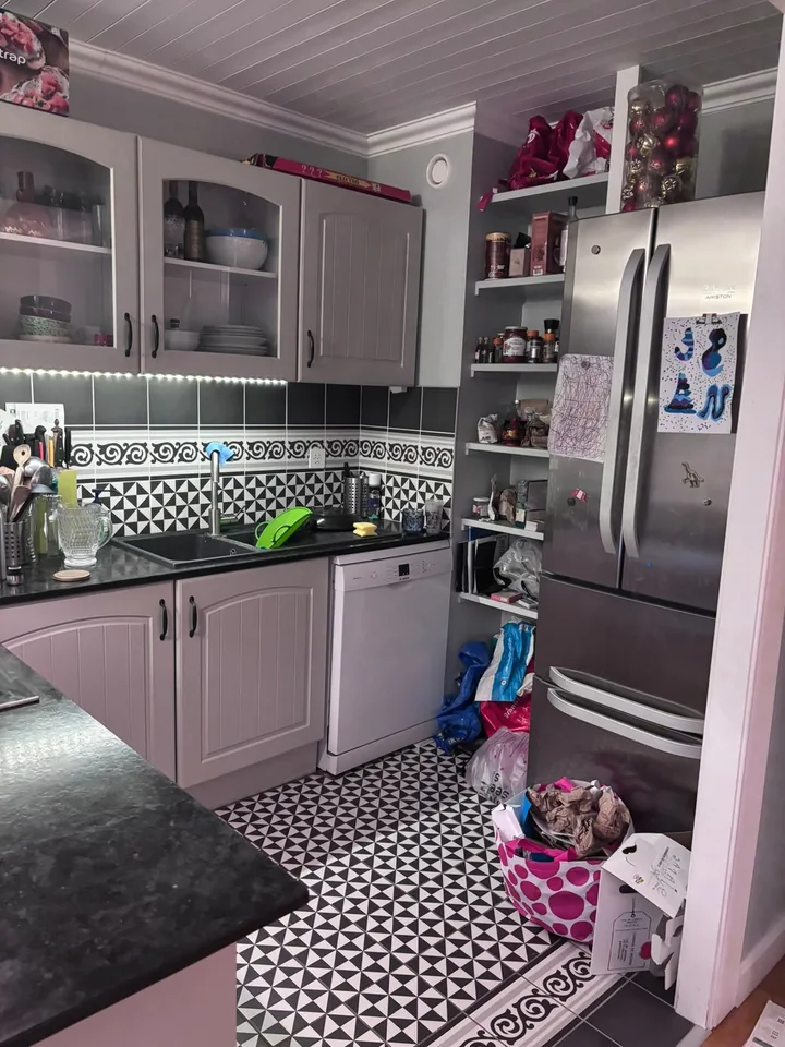 À louer – Bel appartement de 4 pièces avec deux balcons à Meinier