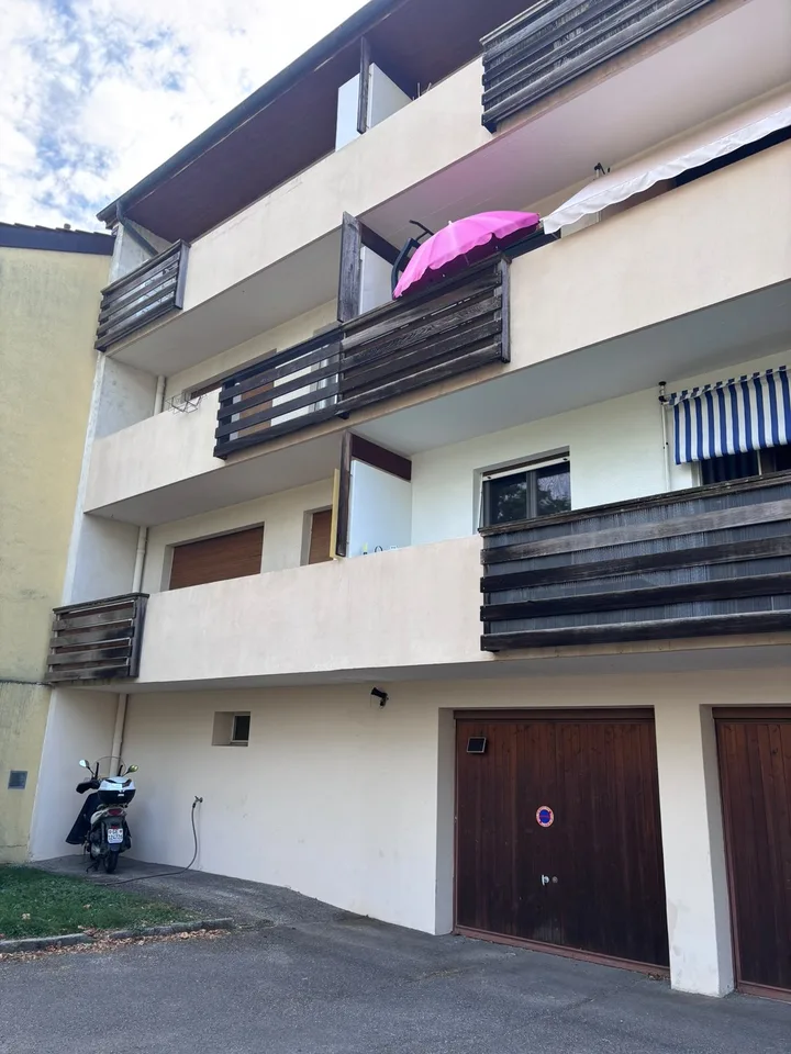 À louer – Bel appartement de 4 pièces avec deux balcons à Meinier