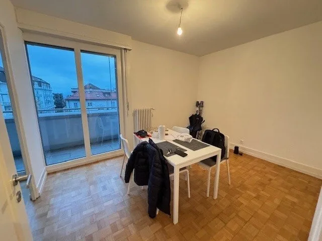 Prachtvolles Studio mit Balkon in idealer Lage