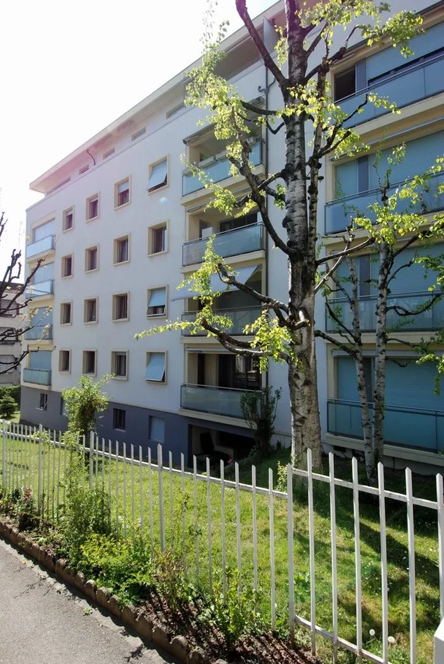 Prachtvolles Studio mit Balkon in idealer Lage