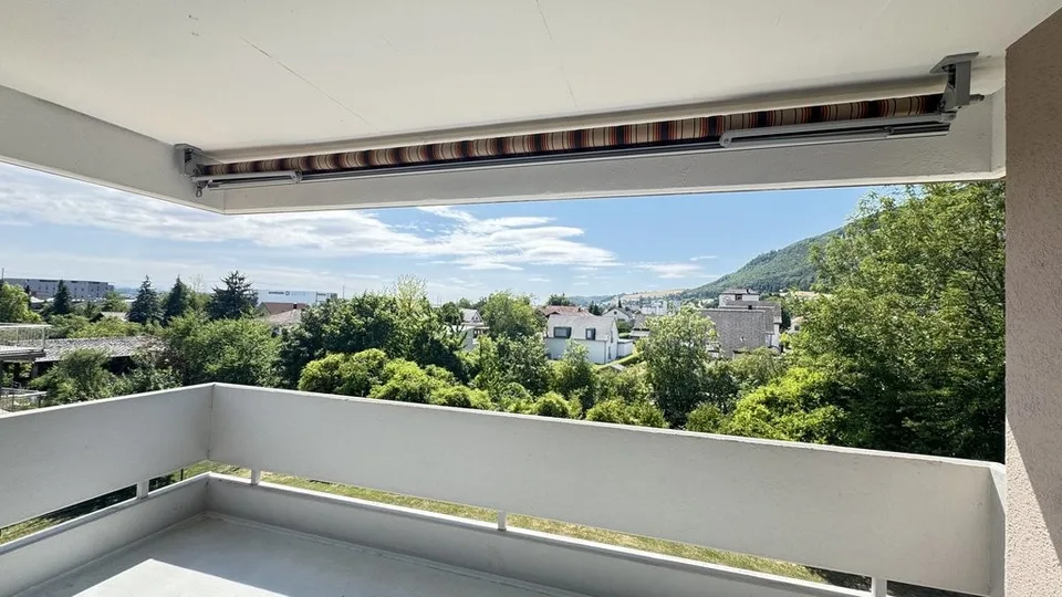 3.5-Zimmer Wohnung im 2. OG mit sonnigem Balkon
